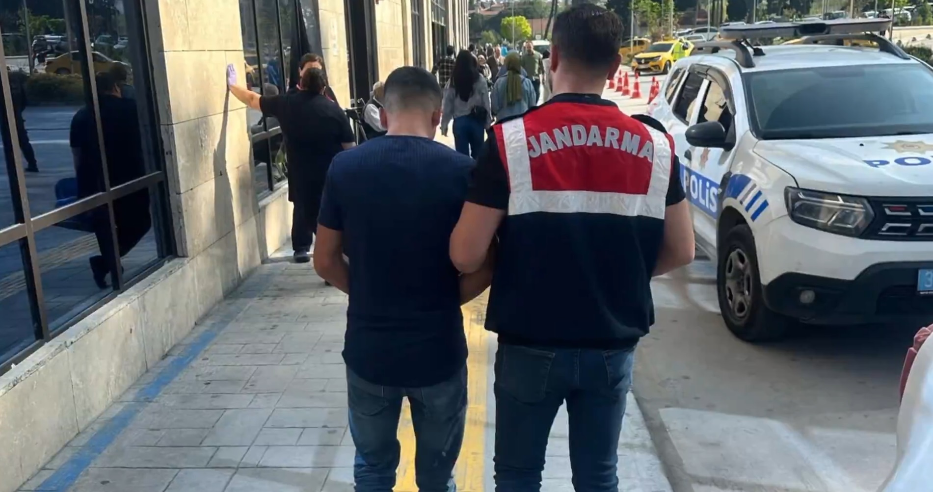 Antalya'da DEAŞ Operasyonu