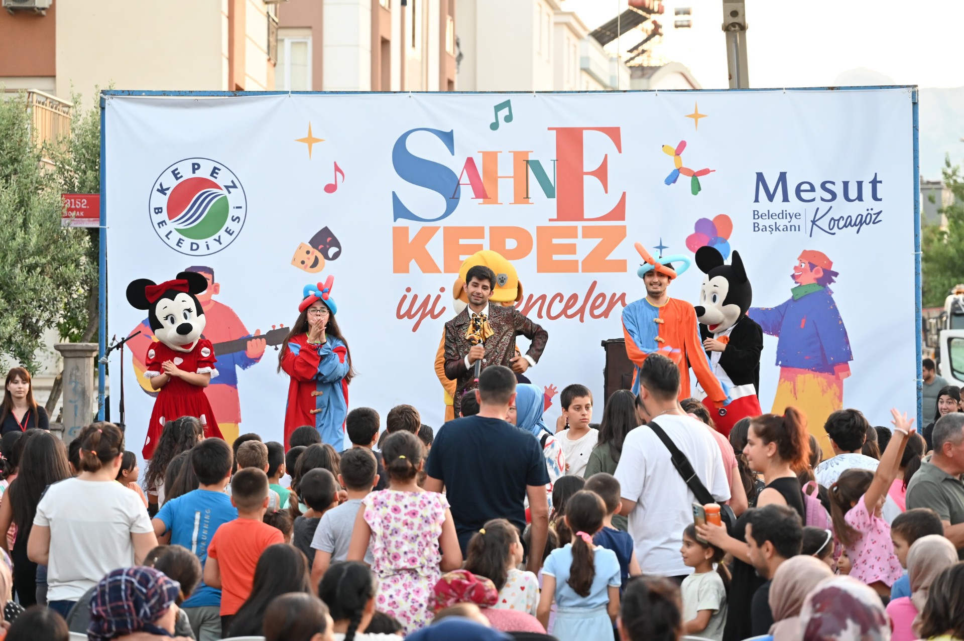 'Sahne Kepez' Ahatlı'da Start Verdi