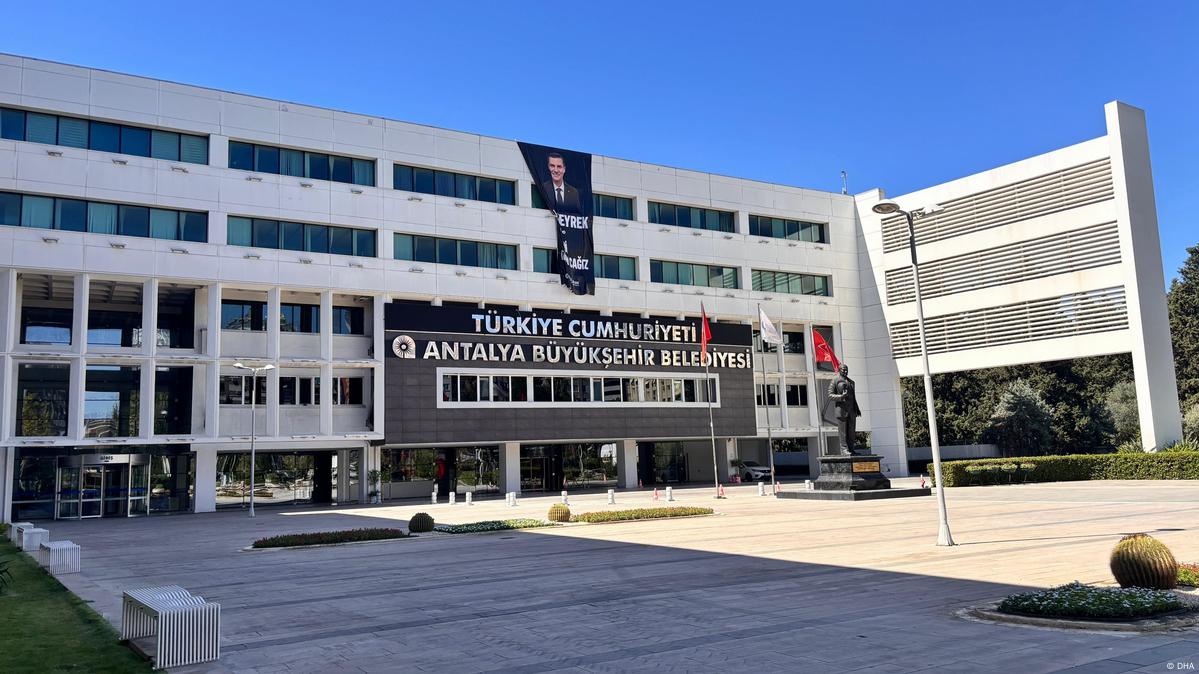 Antalya'da Gözaltı Sayısı 21'e Çıktı
