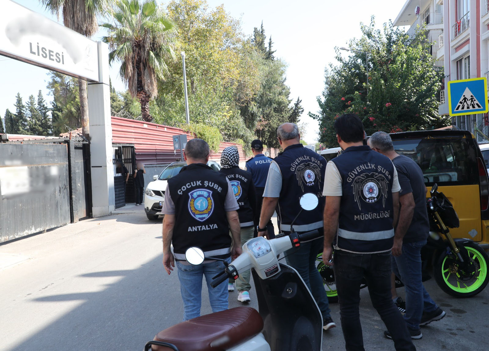 Antalya'da Servis Araçları Denetimi