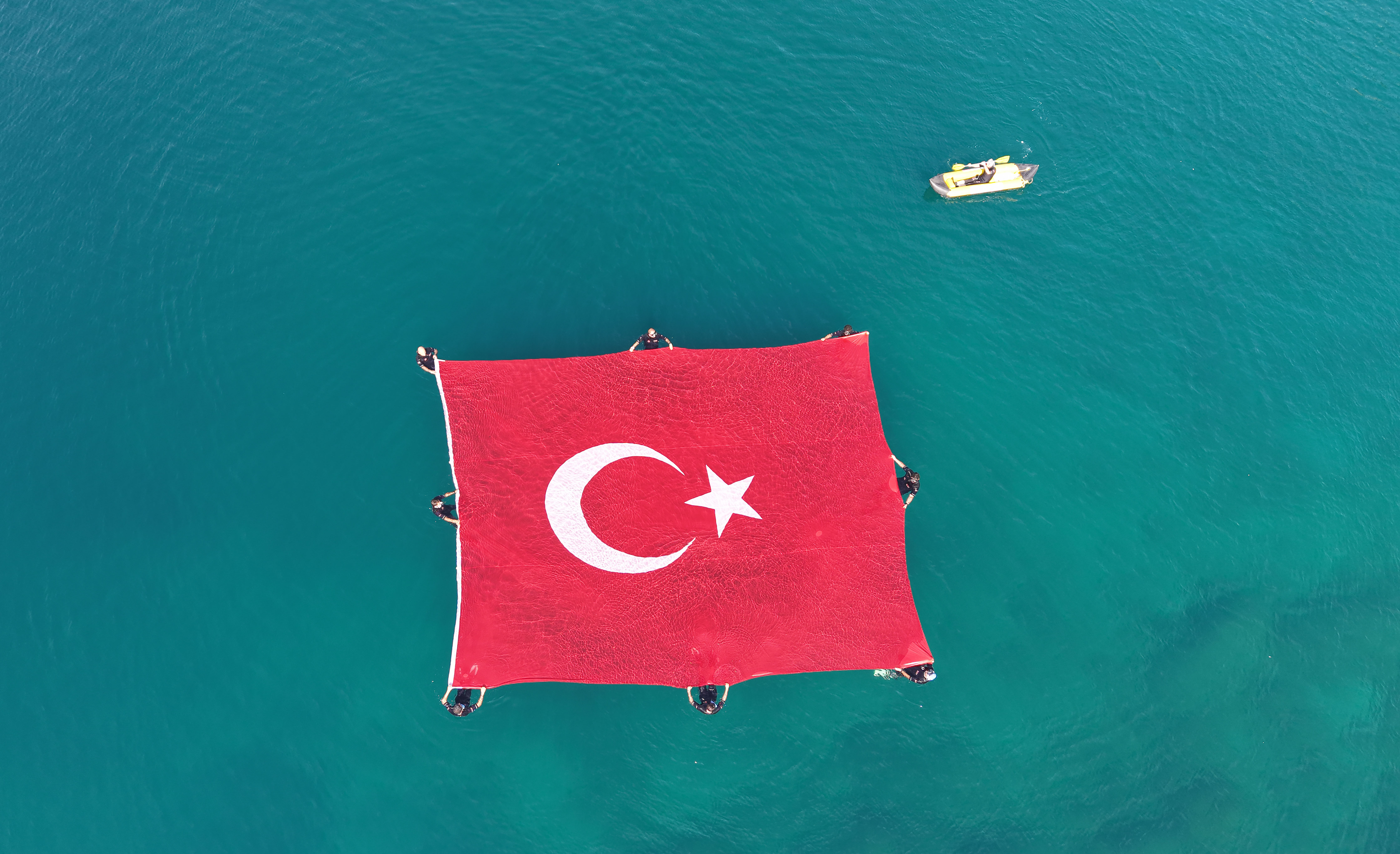 Denizde Türk Bayraklı 15 Temmuz
