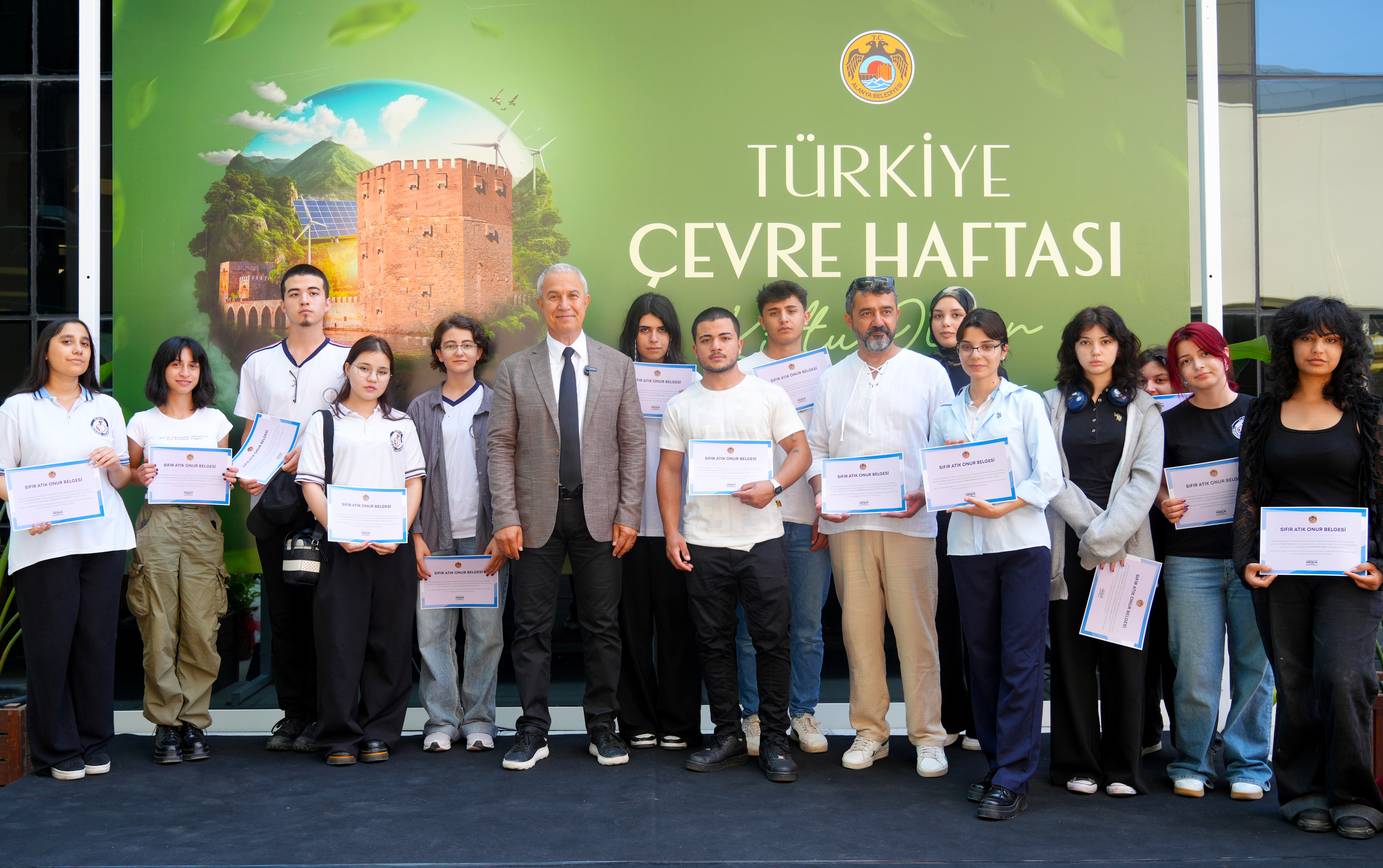 Alanya'da Çevre Haftası Etkinlikleri Ödül Töreni