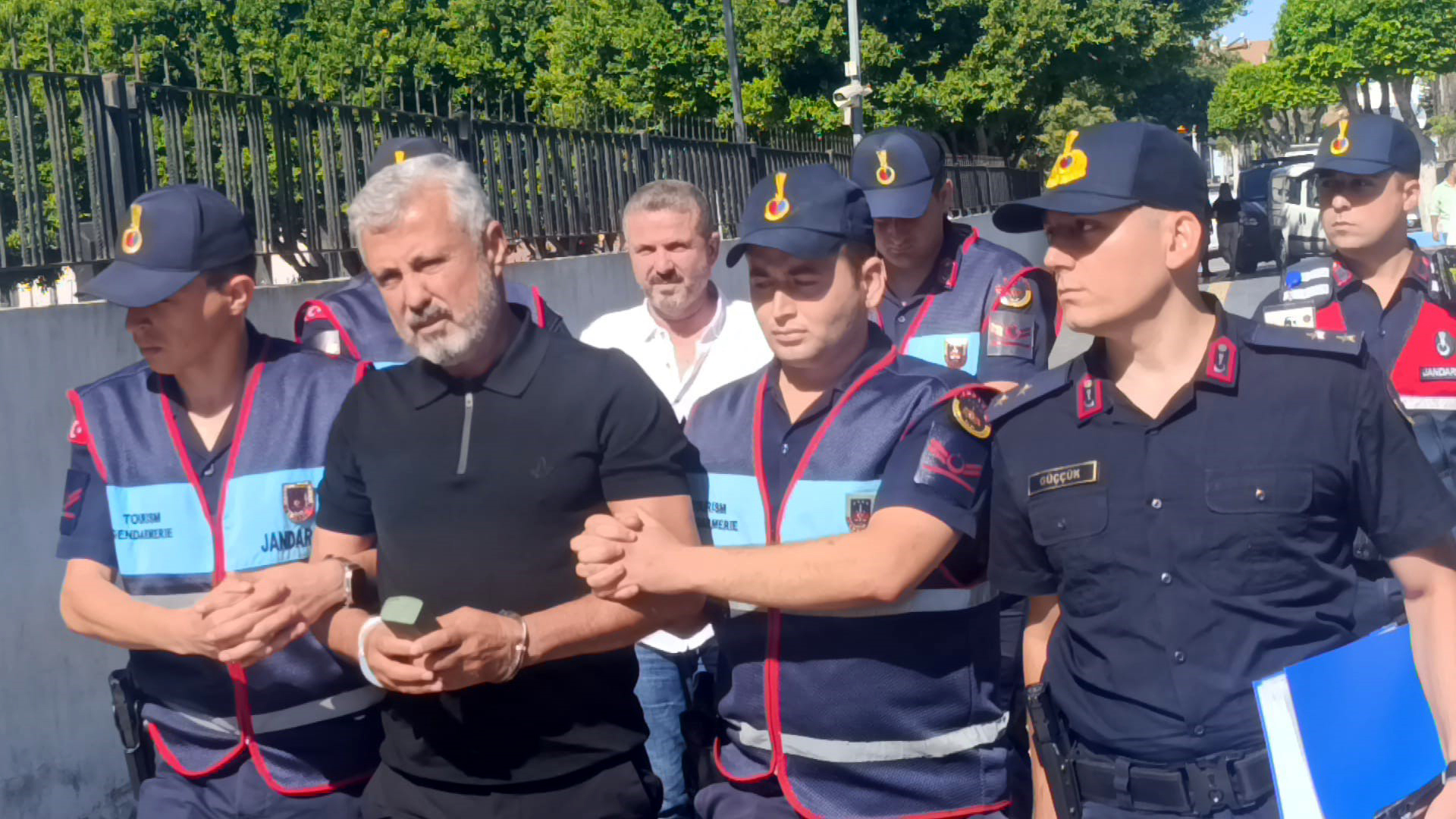 Şükrü Sözen Adliyede