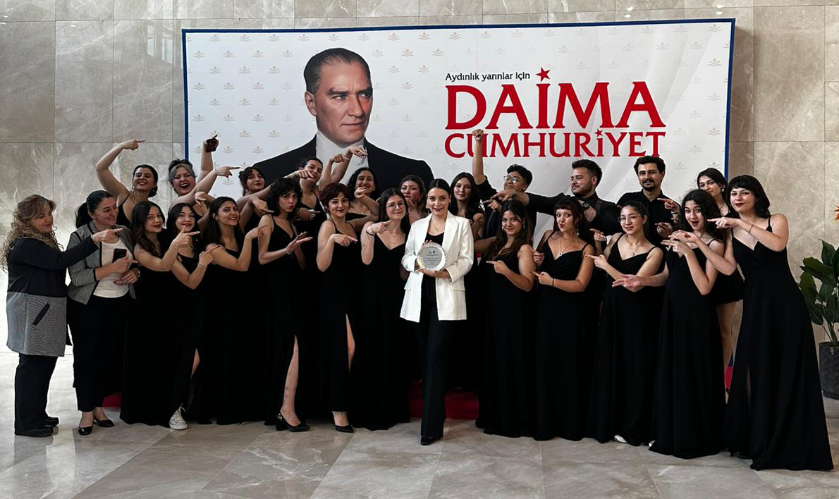 Gençlik Korosuna Büyük Ödül