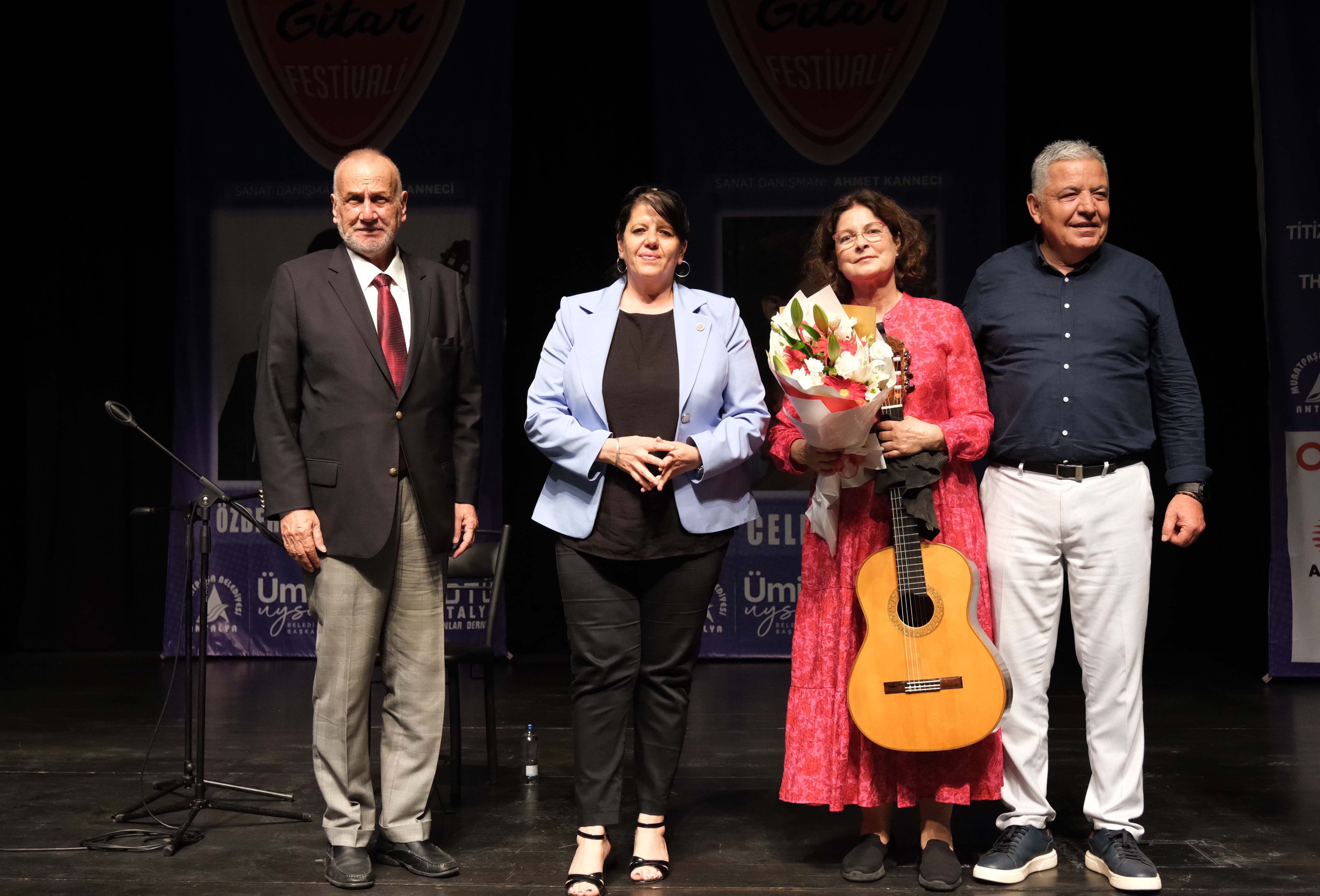 Gitar Festivali Sona Erdi