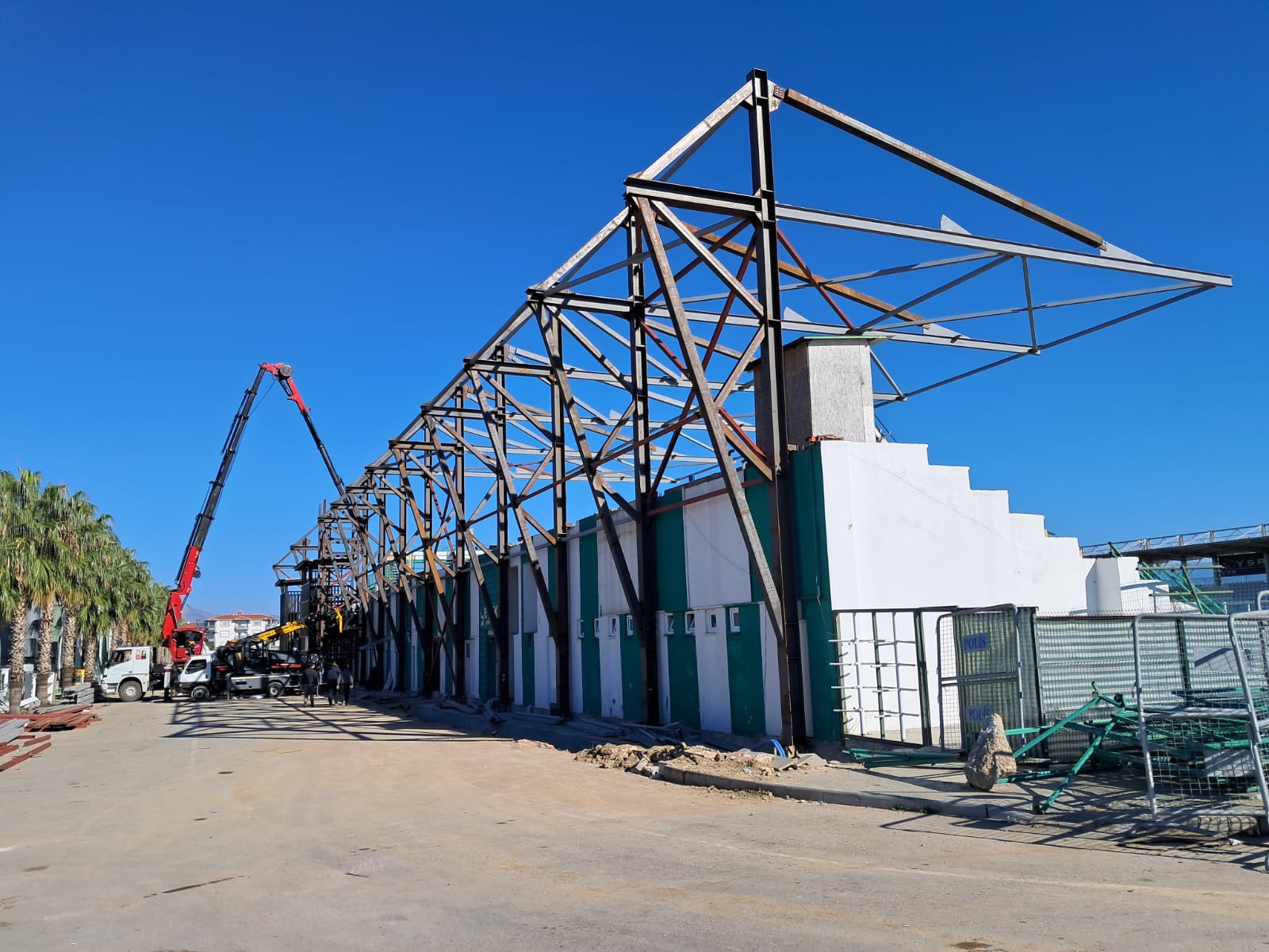 İsmail Ogan Stadyumu'nda Tadilat Devam Ediyor