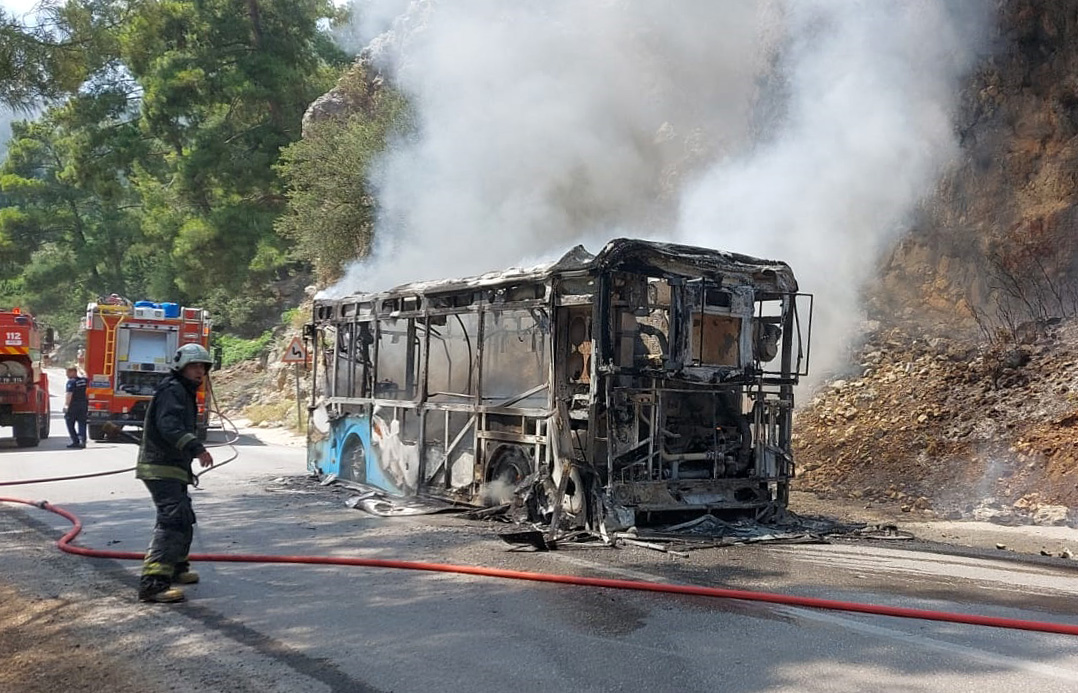 Halk Otobüsünde Yangın