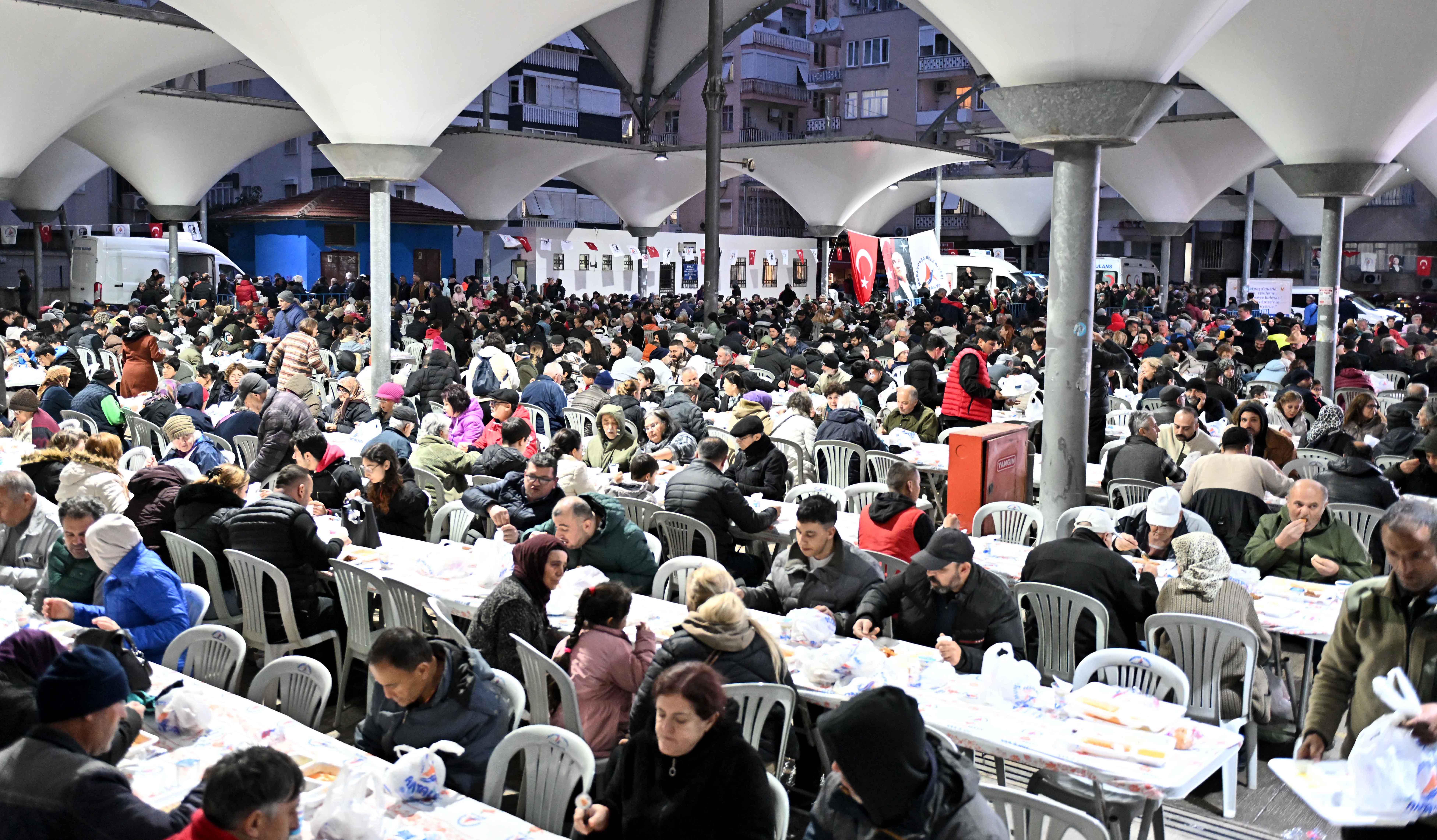 Ramazanın son haftasında iftar programları
