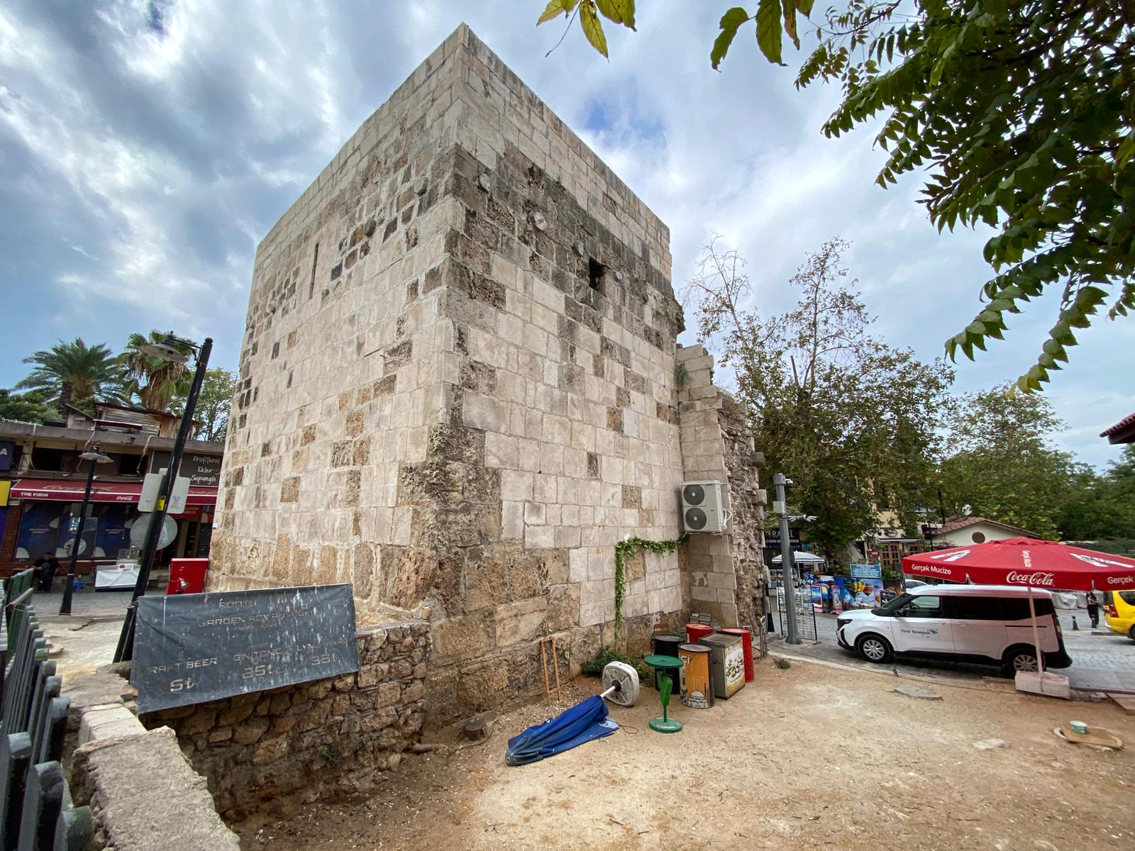 Klima Takmak İçin Delindi