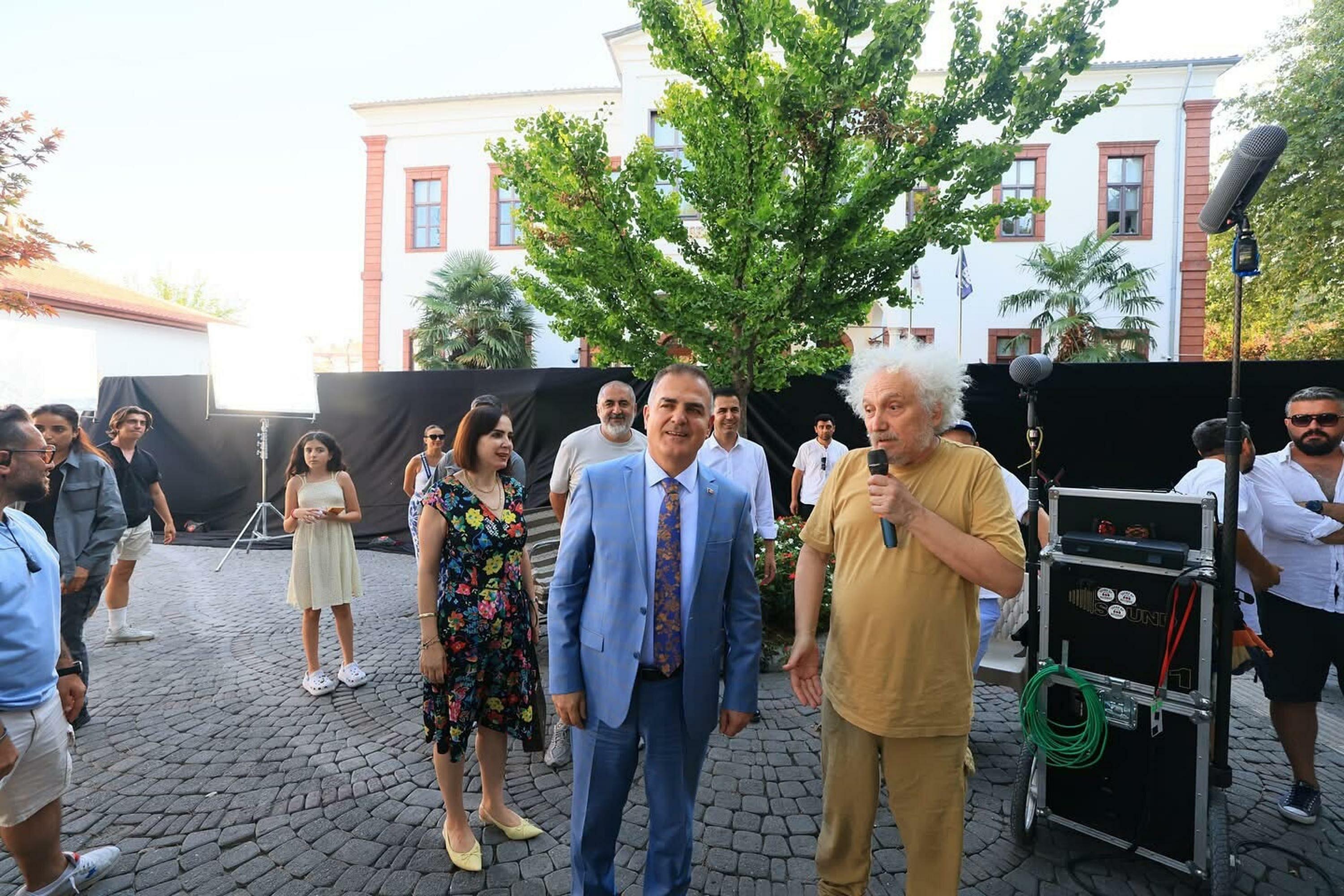 Vali'den Film Seti Ziyareti