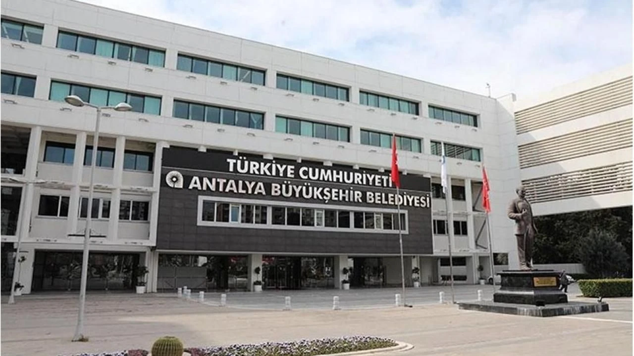 Rüşvet Parasıyla Daire İddiası