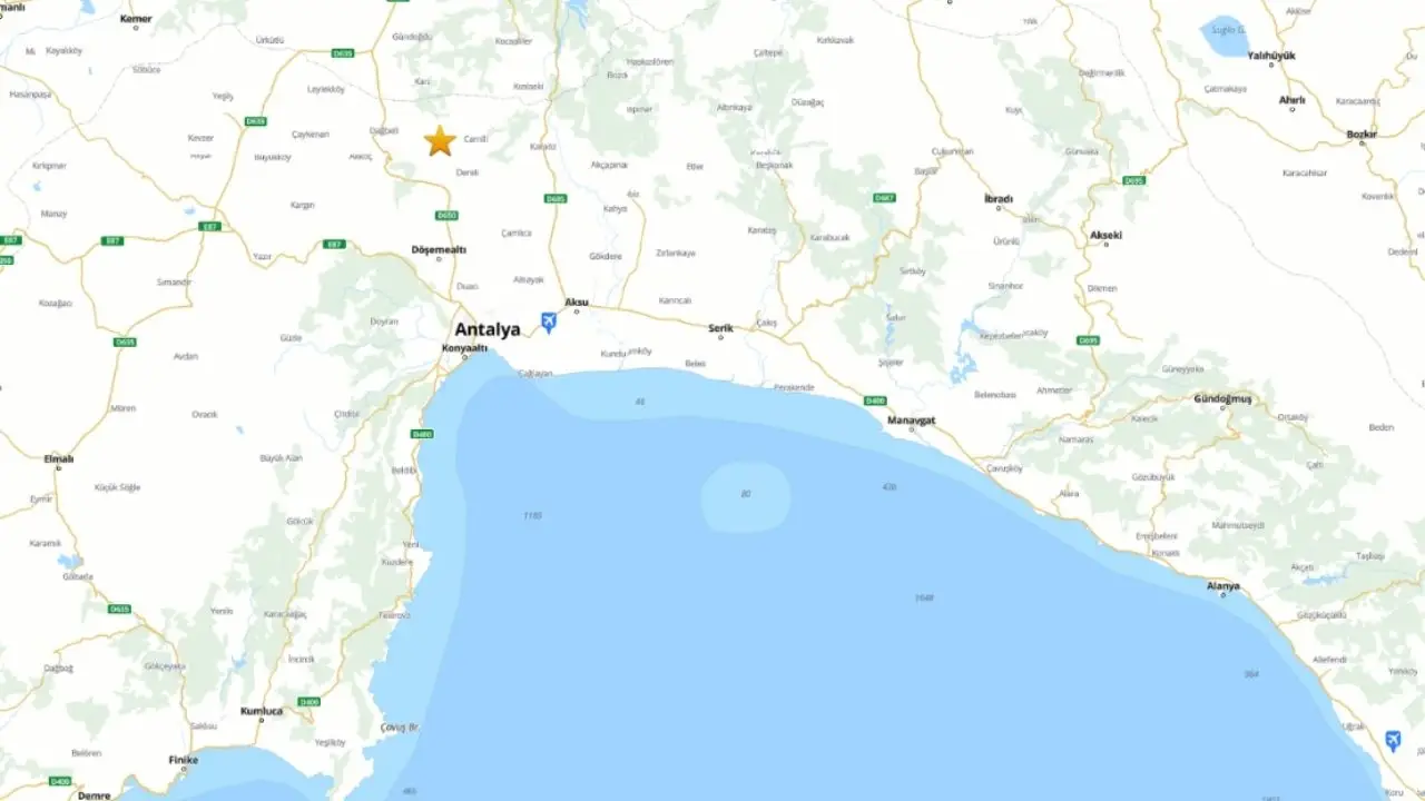 Antalya'da Deprem Paniği