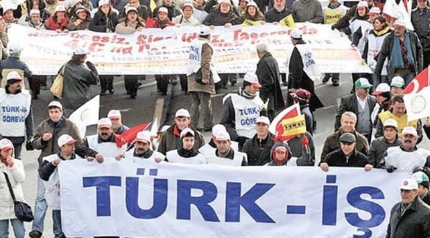 Antalya'da Türk-İş Sahaya İndi