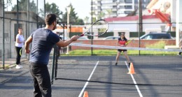 KONYAALTI BELEDİYESİ’NDEN ÜCRETSİZ TENİS KORTU