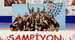 Yıldız kızlar voleybolda Türkiye üçüncüsü