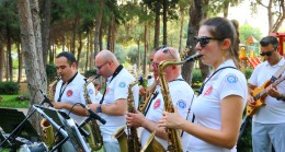 Müzik Kepez’in kalbi Dokuma’da attı