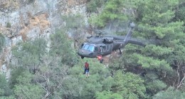 Kaz Dağları’nda mahsur kalan 10 kişi helikopterle kurtarıldı