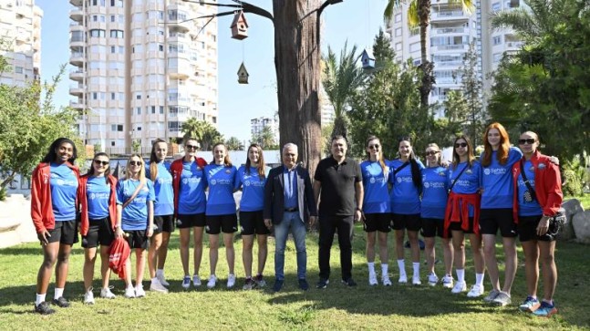 Başkan Uysal, ‘Rüyalar şehrinin rüya takımı olabiliriz’