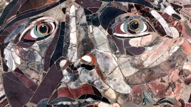 Kışın kapatılan Medusa mozaiği, yeniden ziyarete açıldı