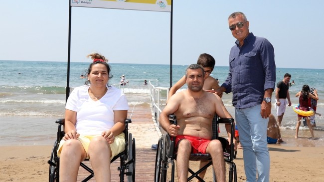 MANAVGAT BELEDİYESİ ÖZGÜR PLAJLARI HİZMETE AÇTI