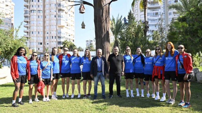 Başkan Uysal, ‘Rüyalar şehrinin rüya takımı olabiliriz’