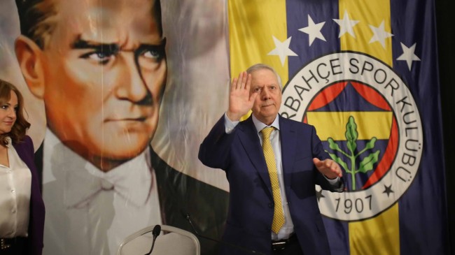 Aziz Yıldırım, Fenerbahçe başkan adaylığını resmen açıkladı