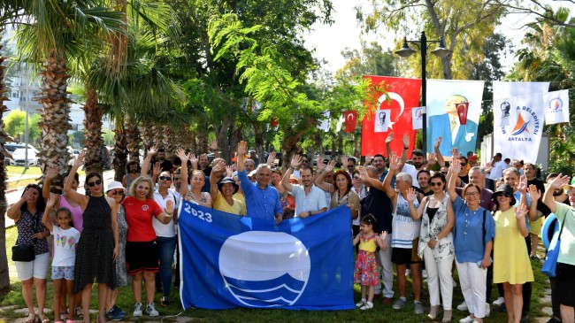 Muratpaşa’nın tüm plajları mavi bayraklı