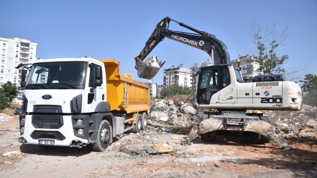 Kepez’den Akdeniz Sanayi Sitesi’ne temizlik hamlesi